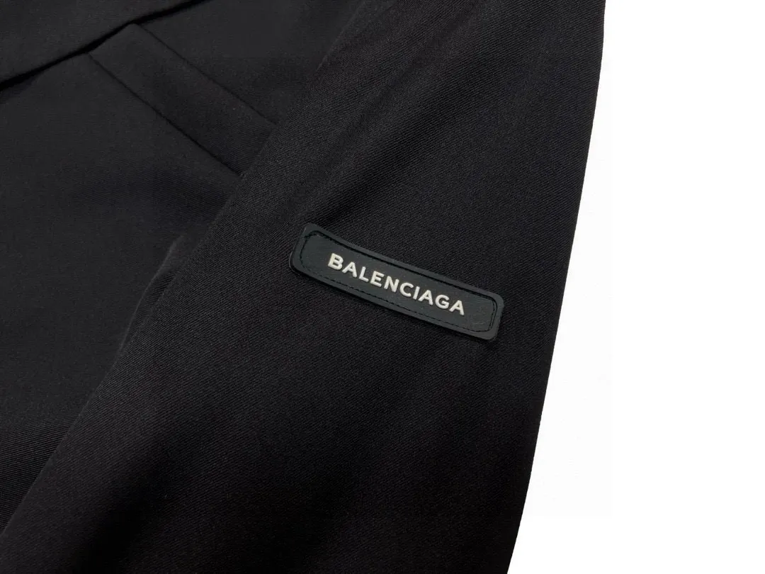 Logo-Patch Single-Breasted Blazer D21023003 — view 5