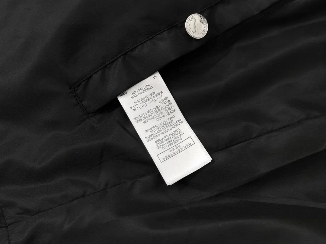Reversible Check Hooded Jacket D23522976 — view 9