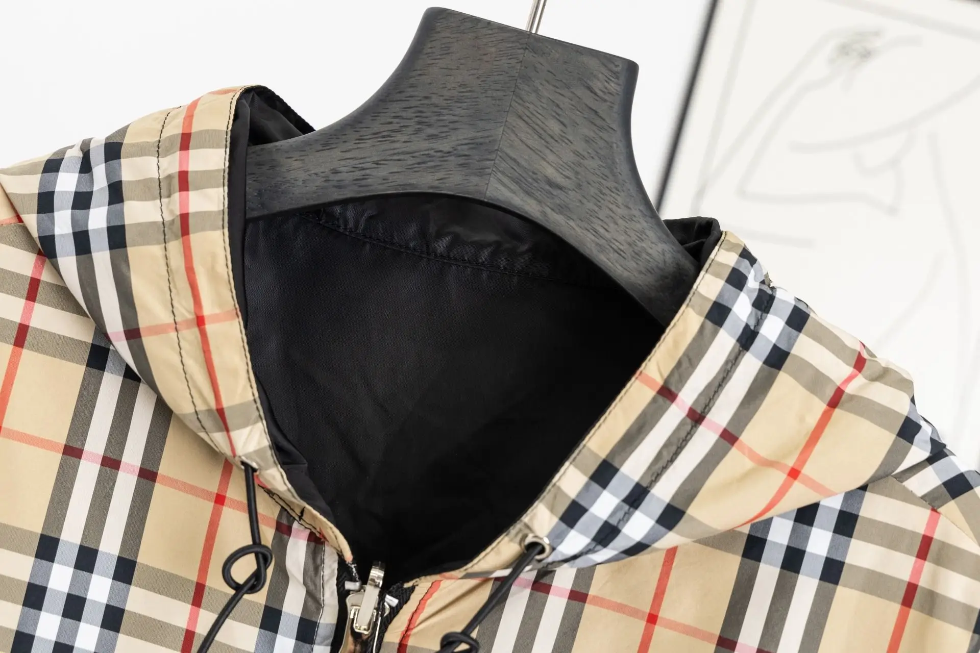 Reversible Check Hooded Jacket D23522975 — view 4