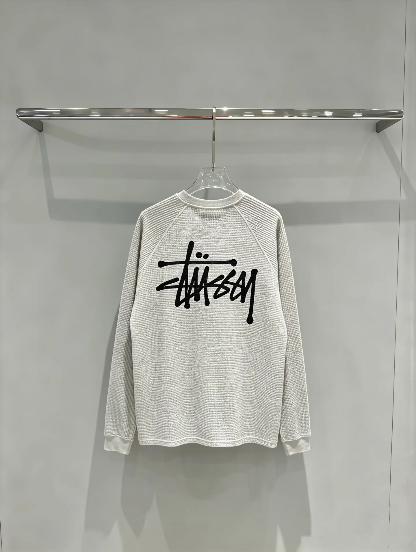 Logo-Embroidered Raglan Waffle-Knit T-Shirt D19520282 — view 2