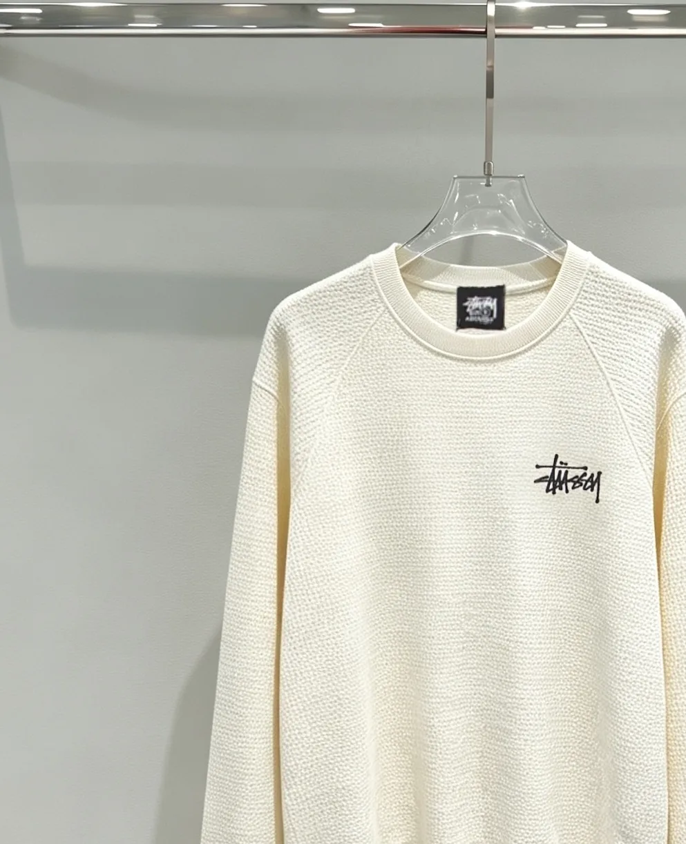 Logo-Embroidered Raglan Waffle-Knit Sweatshirt D19520280 — view 4