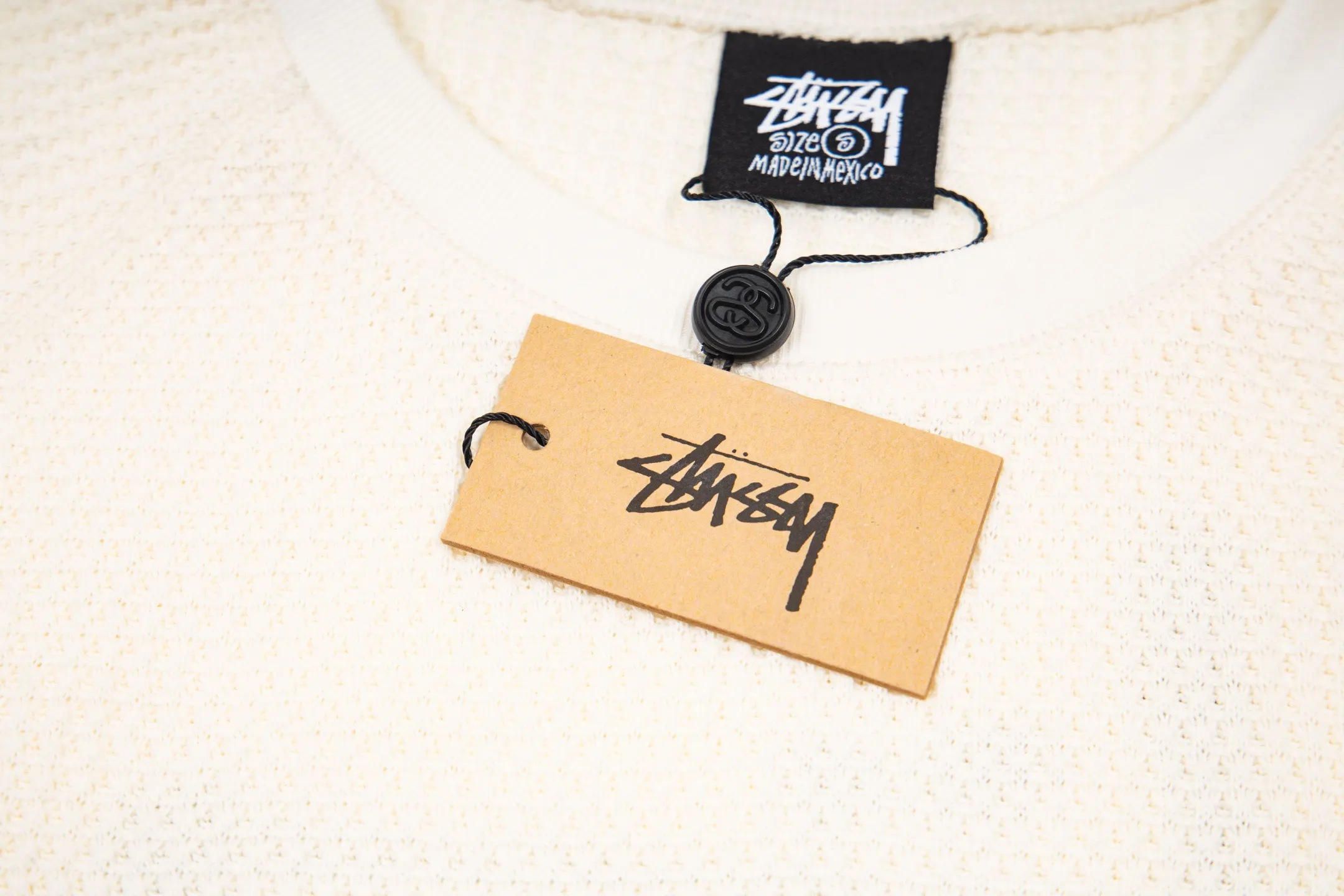 Logo-Embroidered Raglan Waffle-Knit Sweatshirt D19520280 — view 7