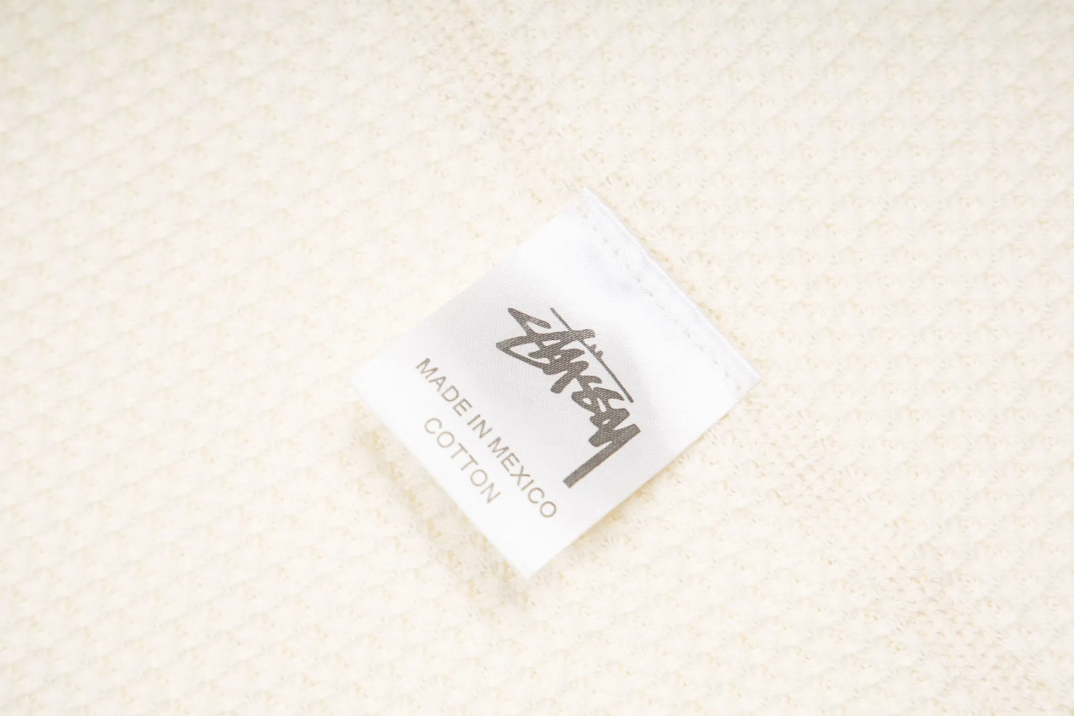 Logo-Embroidered Raglan Waffle-Knit Sweatshirt D19520280 — view 10