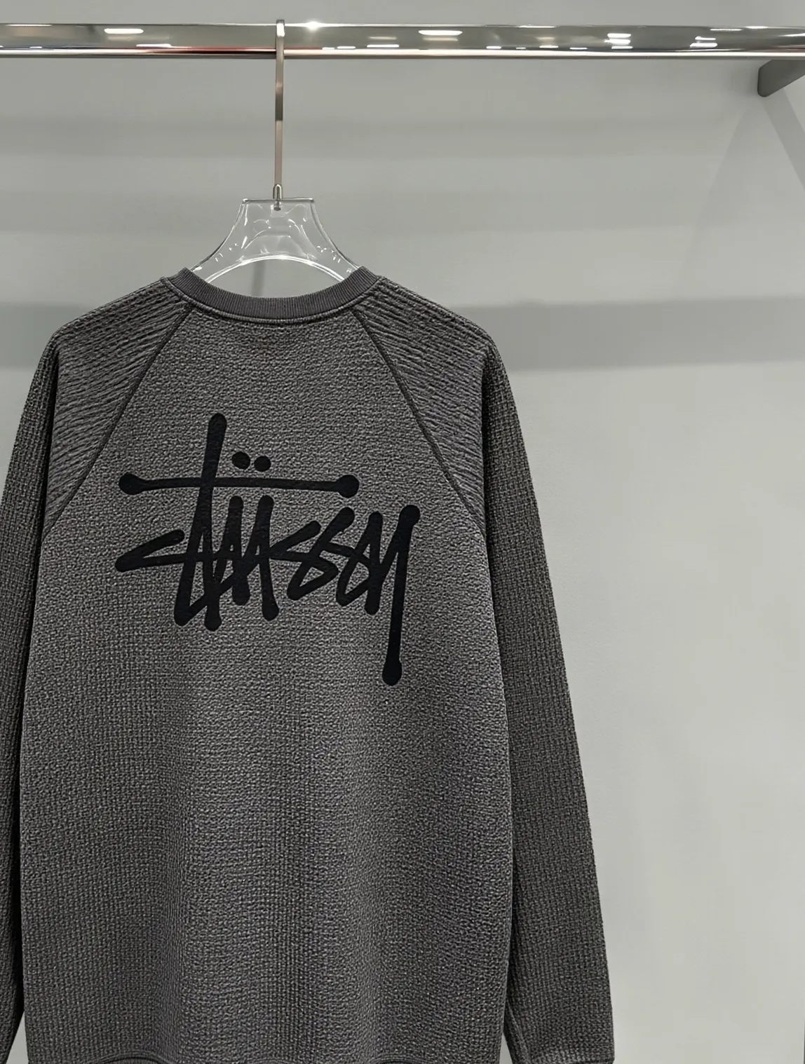 Logo-Embroidered Raglan Waffle-Knit Sweatshirt D19520281 — view 5