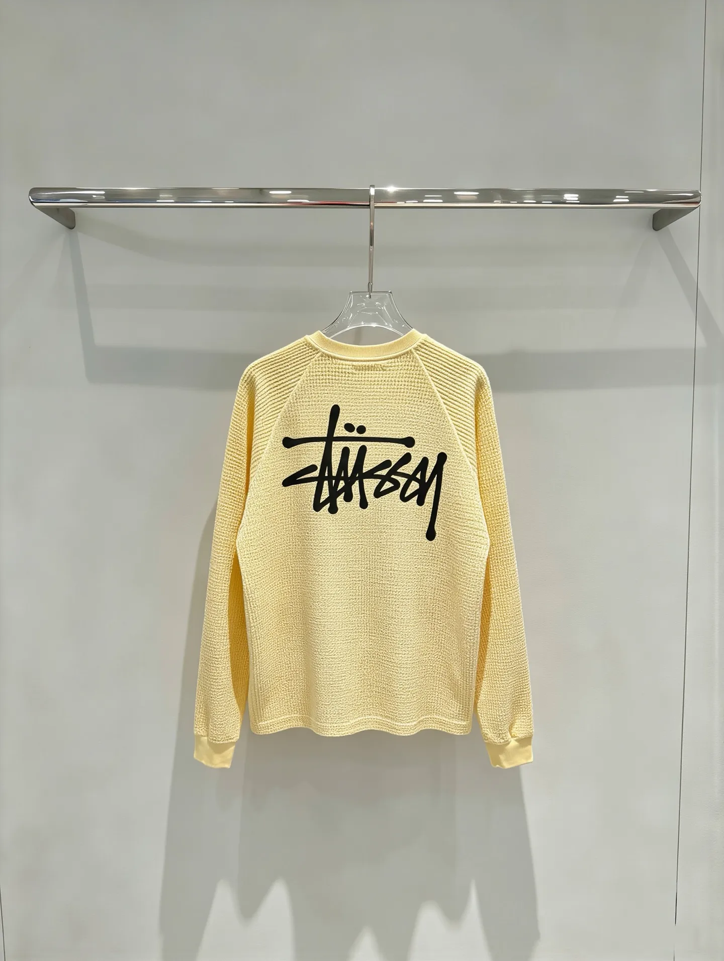 Logo Embroidered Raglan Waffle Knit T-Shirt D19520283 — view 2