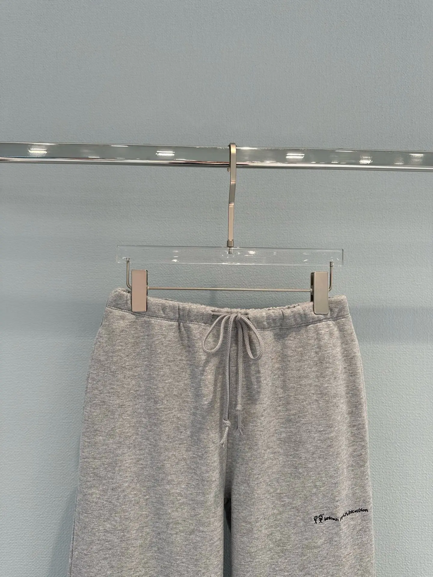 Embroidered Cotton-Blend Wide-Leg Sweatpants D22020290 — view 3