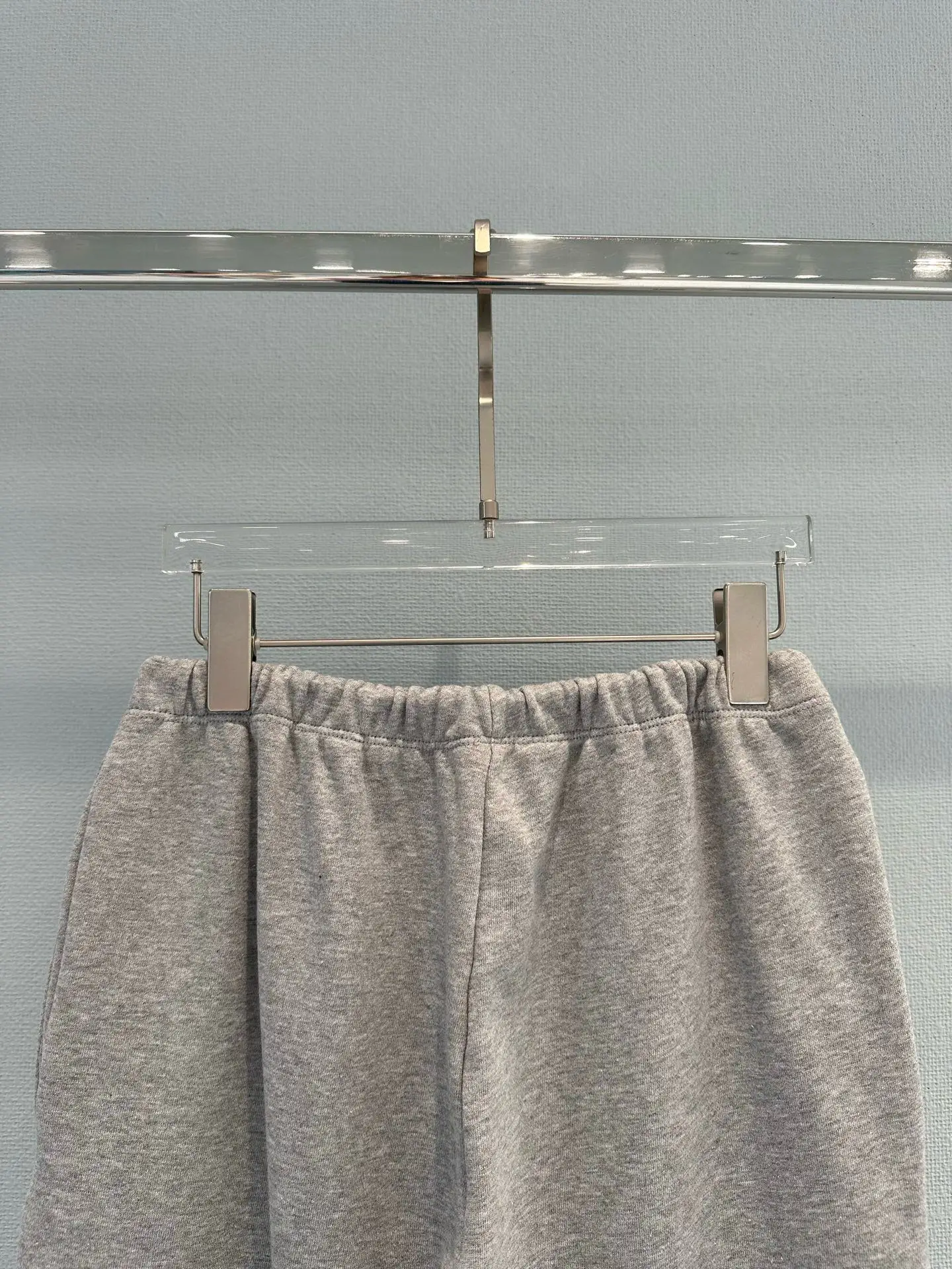 Embroidered Cotton-Blend Wide-Leg Sweatpants D22020290 — view 9