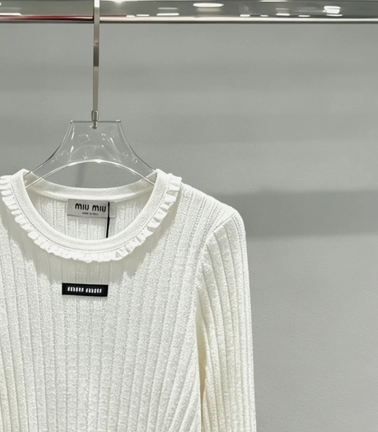 Ruffled Ribbed-Knit Cotton Sweater D23020291 — view 4