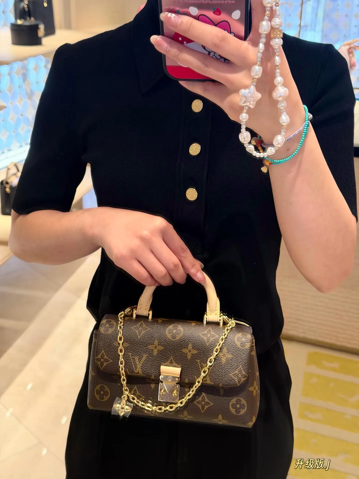 Mini Madeleine Monogram Crossbody Bag D32018000 — view 3