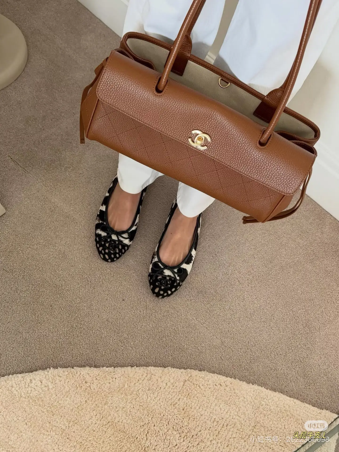 Chanel 26S Quilted Leather Shoulder Bag D41018487