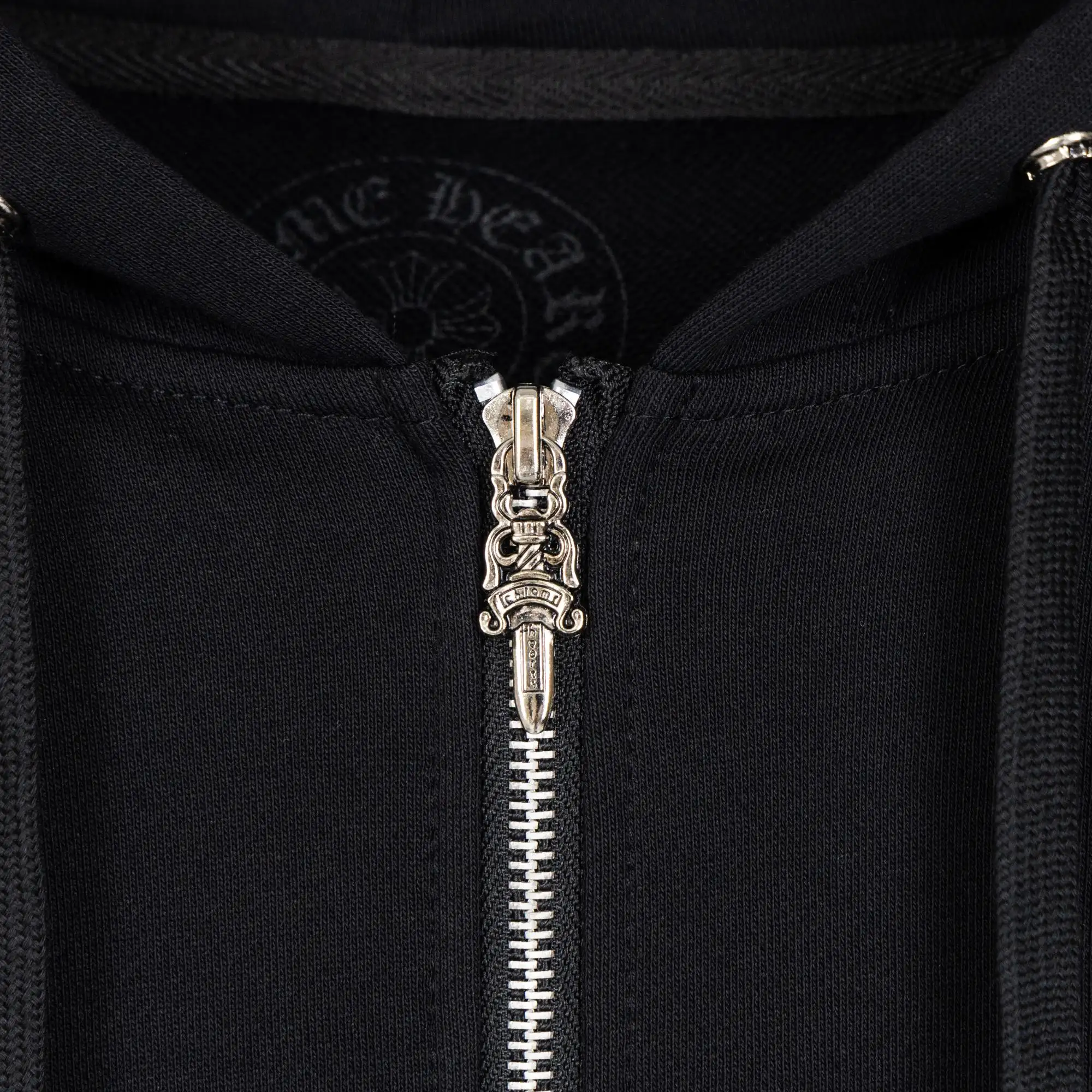 Logo Embroidery Zip-Up Cropped Hoodie D22521060 — view 5
