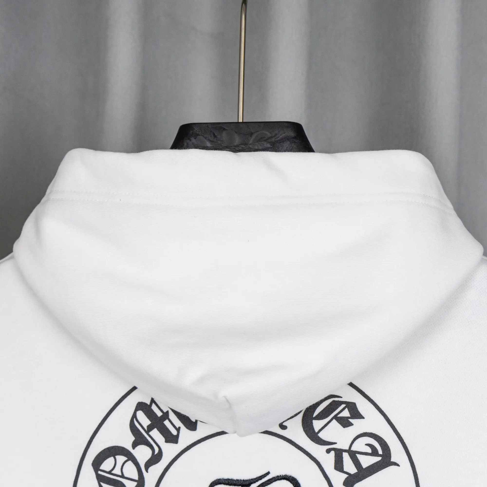 Embroidered Logo Zip-Up Hoodie D22521061 — view 5