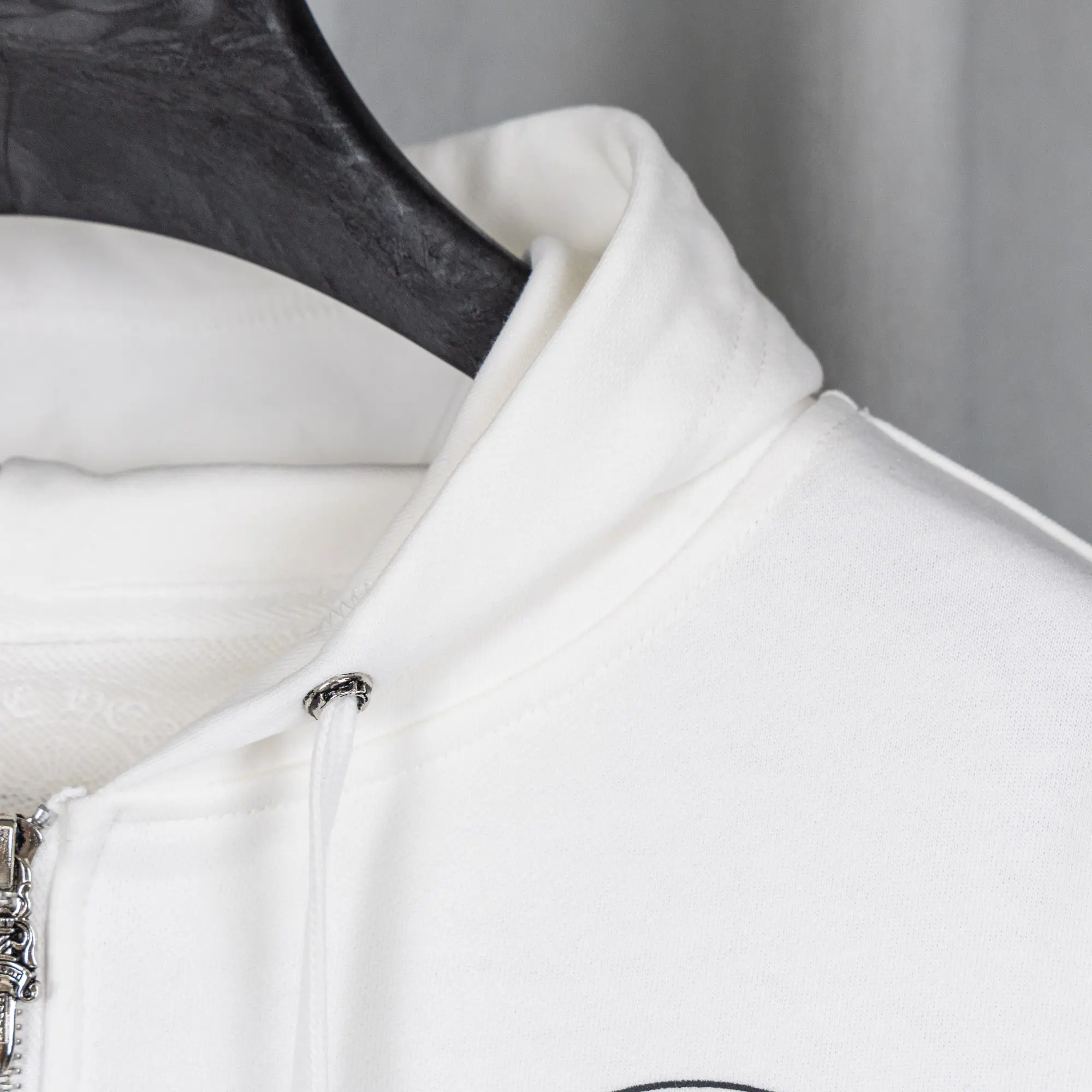 Embroidered Logo Zip-Up Hoodie D22521061 — view 16