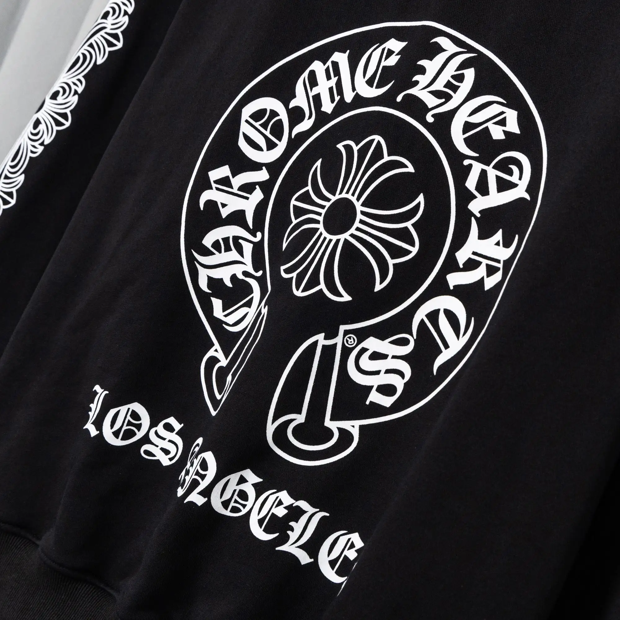 Logo Embroidery Zip-Up Hoodie D22521056 — view 4