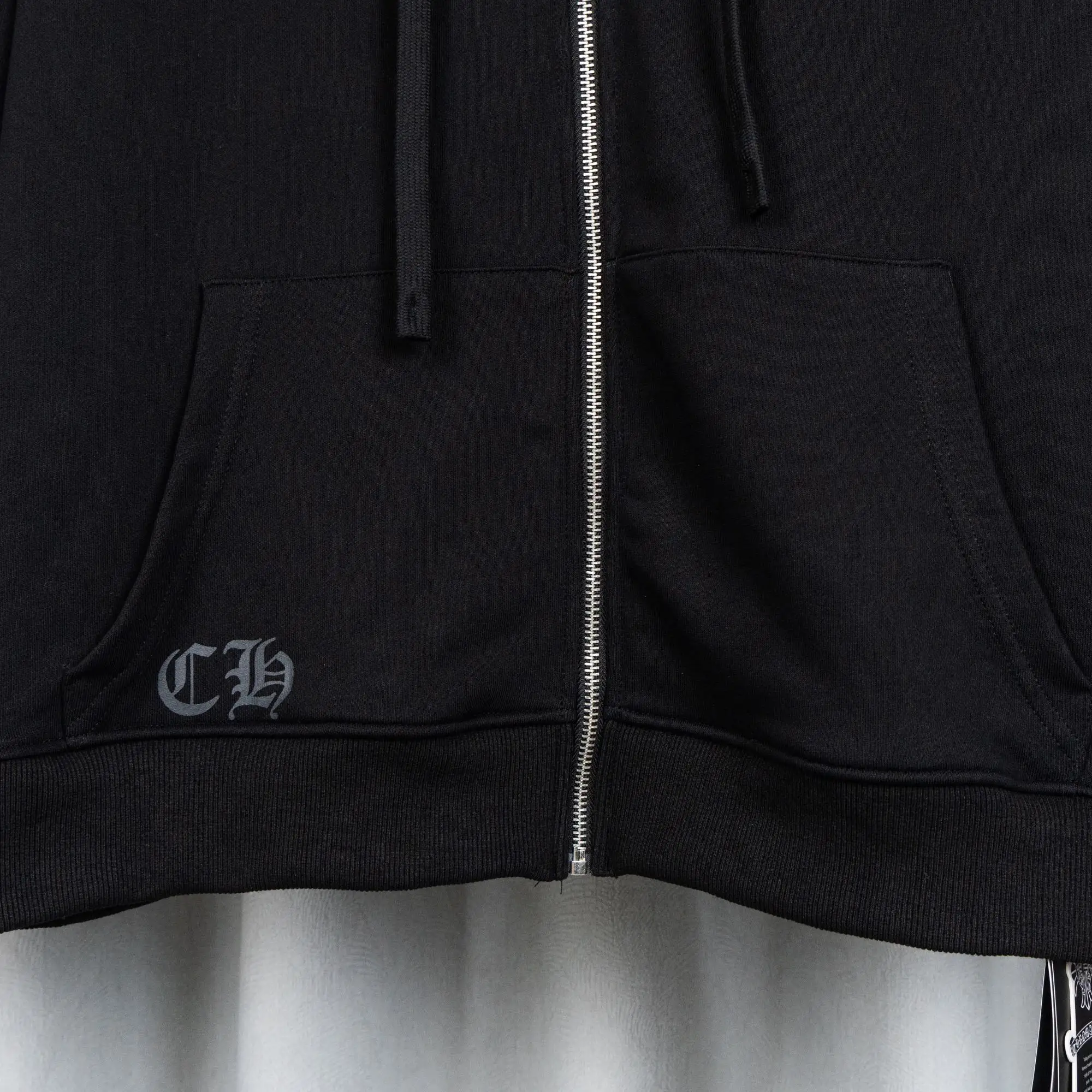 Logo Embroidery Zip-Up Hoodie D22521056 — view 5