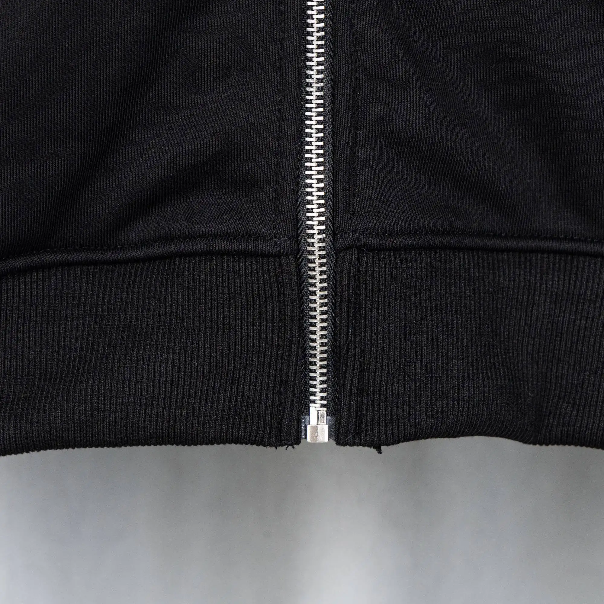 Embroidered Logo Zip-Up Hoodie D22521059 — view 9