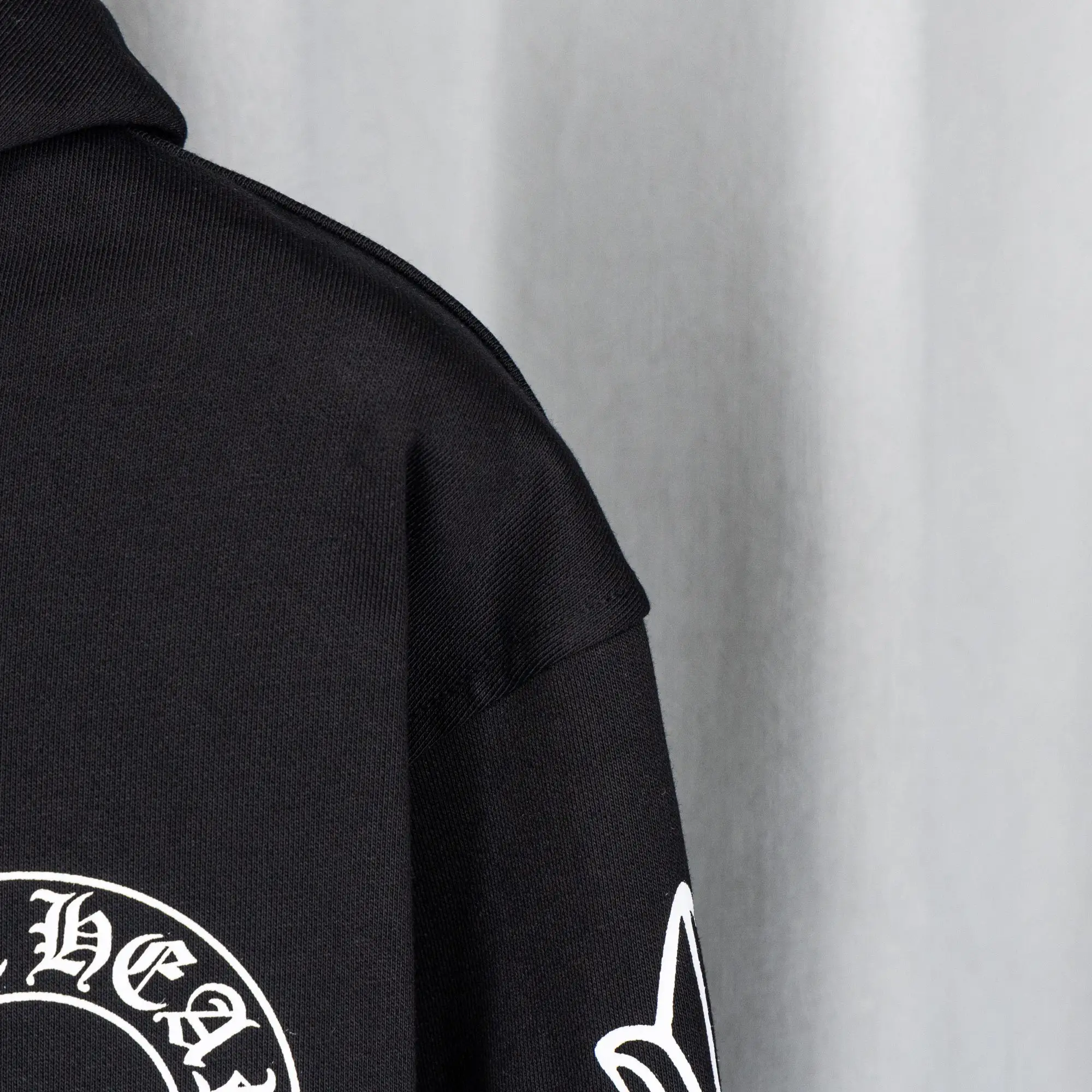 Embroidered Logo Zip-Up Hoodie D22521059 — view 10