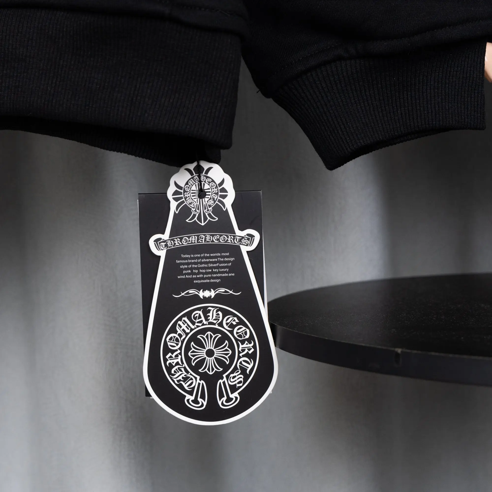 Chrome Hearts Embroidered Zip-Up Hoodie D22521063 — view 6