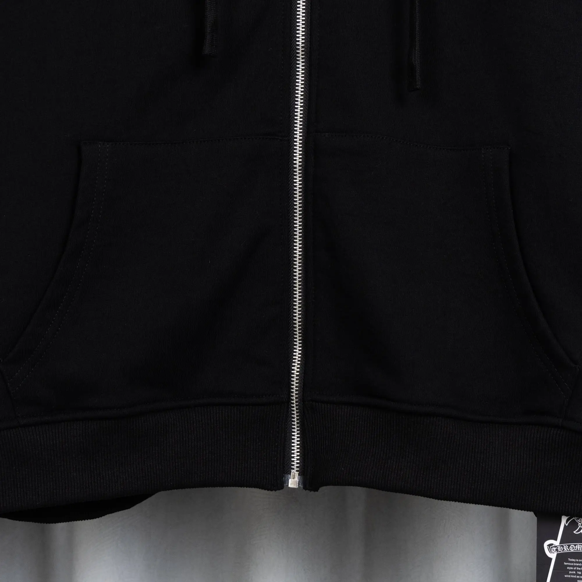 Embroidered Patch Zip-Up Hoodie D23521067 — view 14