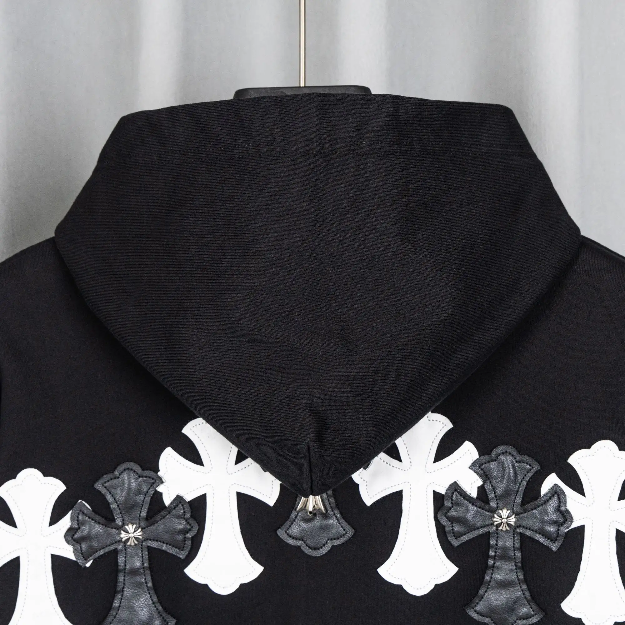 Appliquéd Embroidered Zip-Up Hoodie D23521057 — view 4