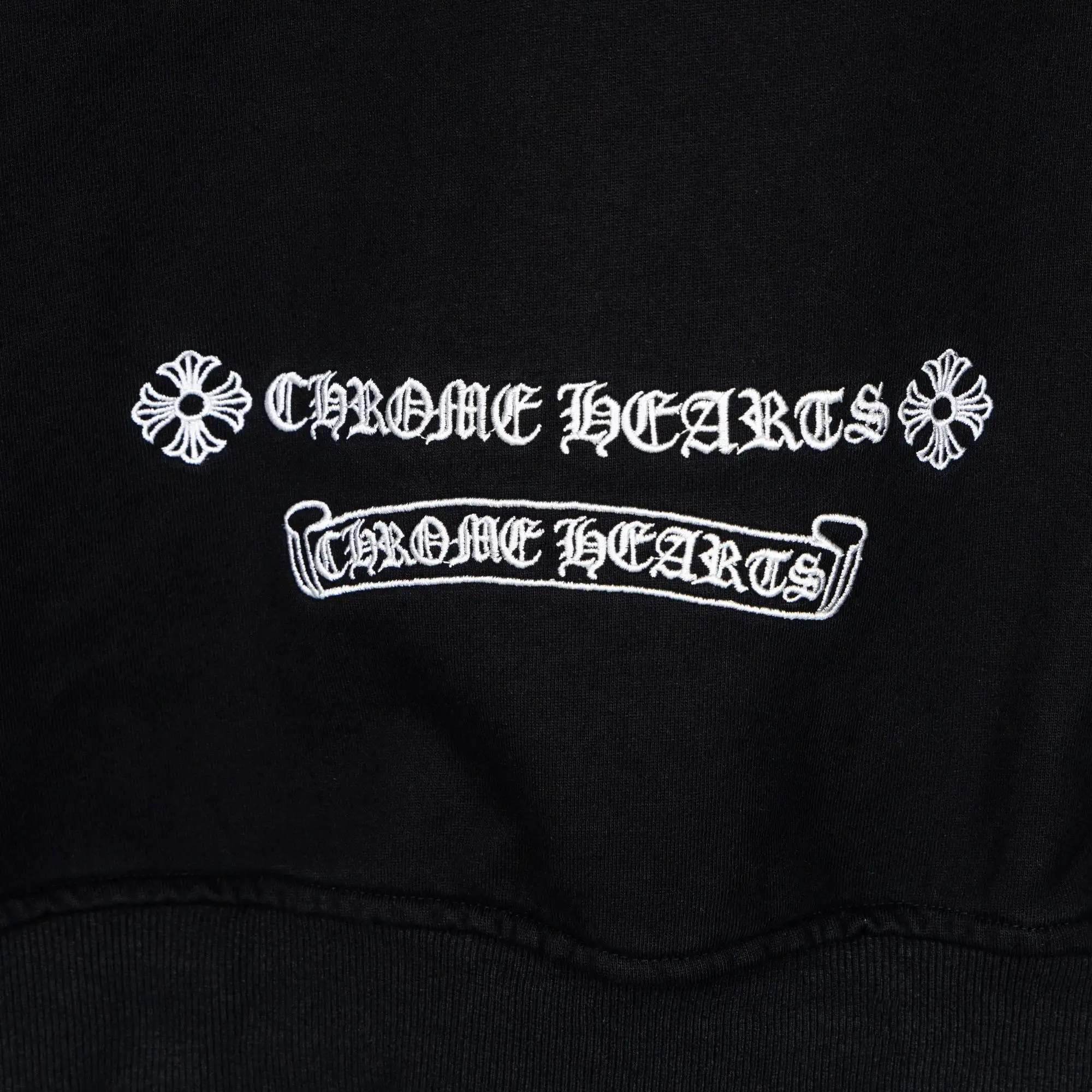Appliquéd Embroidered Zip-Up Hoodie D23521057 — view 13