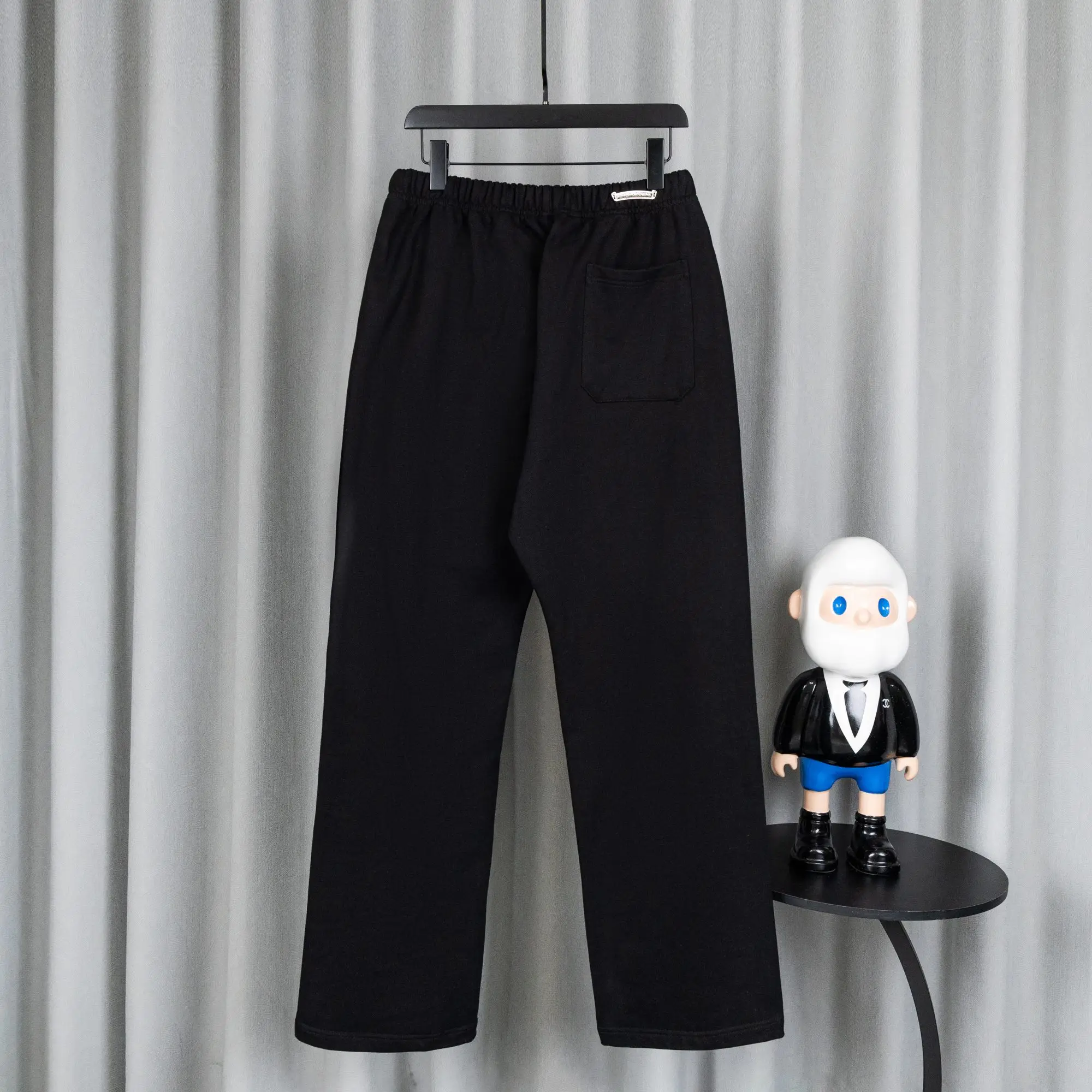 Logo-Print Cotton-Blend Sweatpants D19021054 — view 2