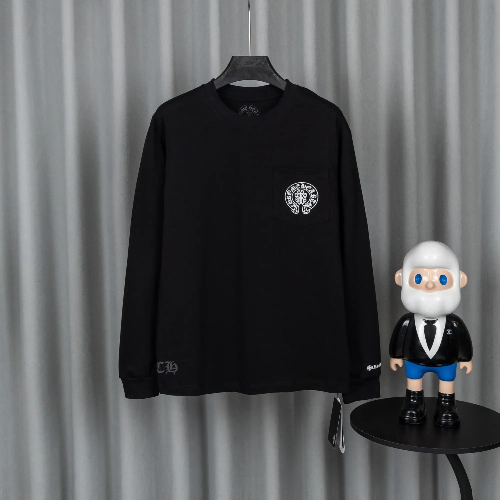 Logo-Print Cotton-Jersey Long-Sleeve T-Shirt D16021030