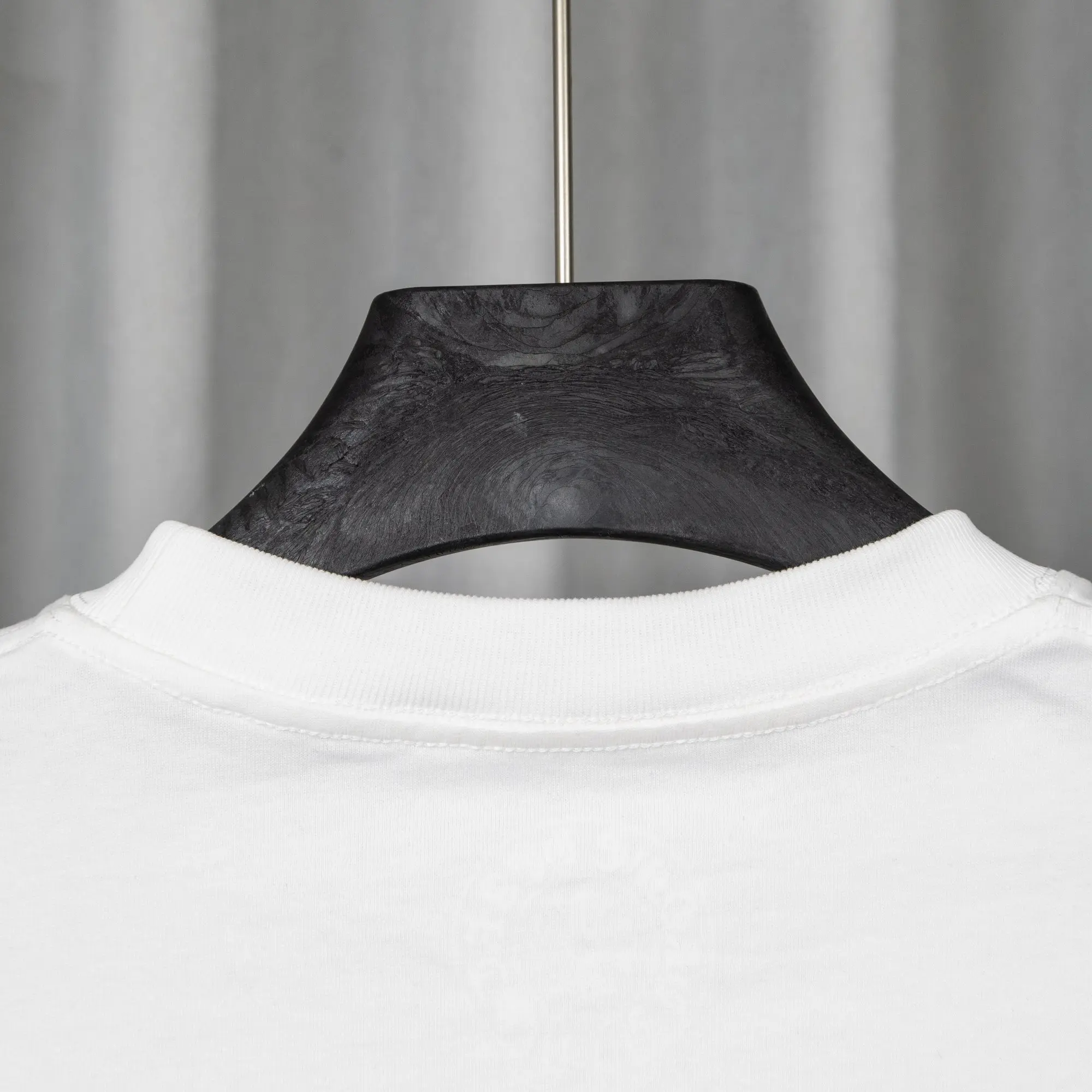 Logo Print Cotton Long-Sleeve T-Shirt D16021048 — view 11