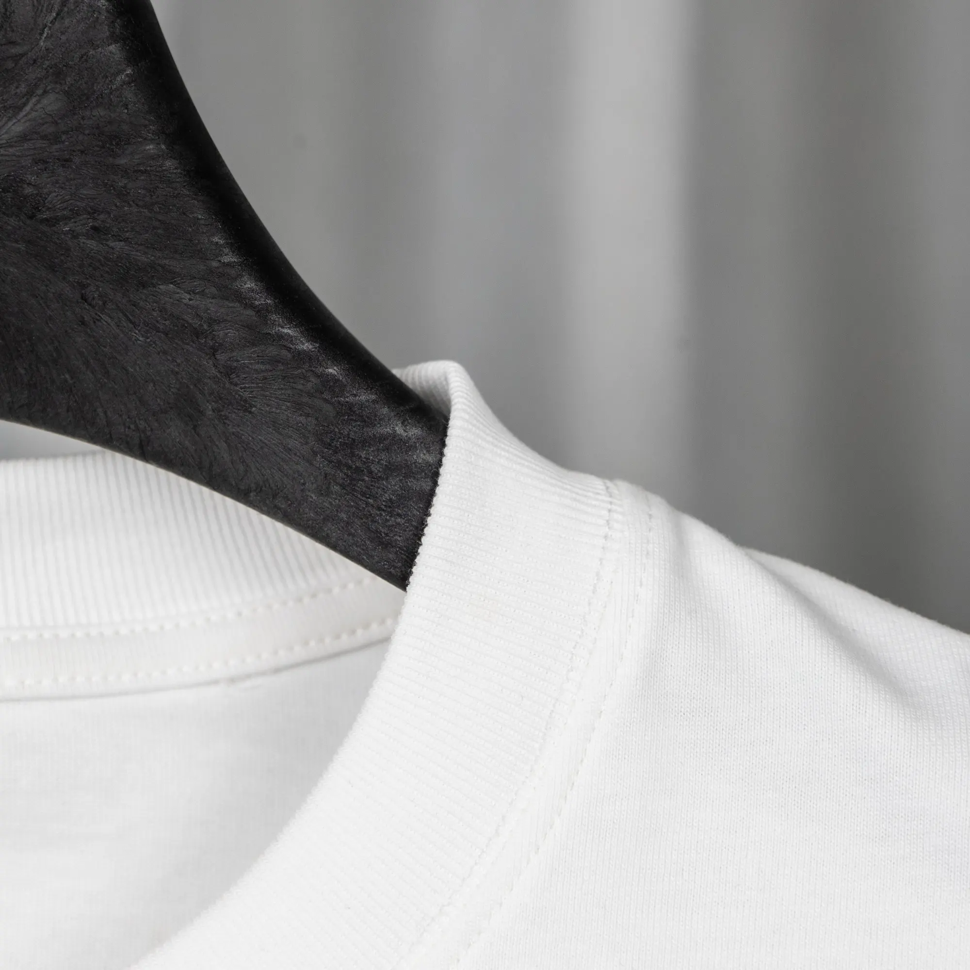 Logo Print Cotton Long-Sleeve T-Shirt D16021048 — view 13