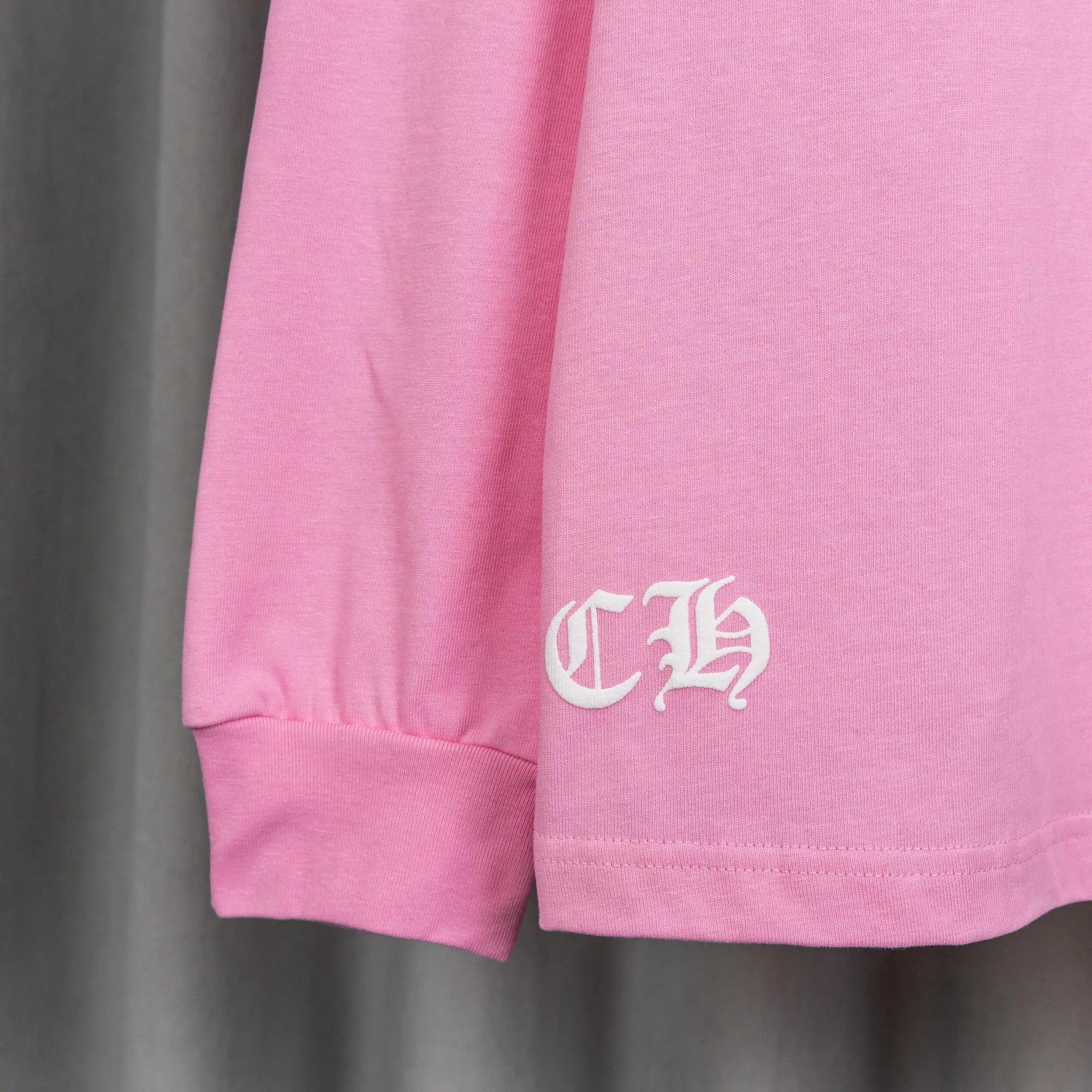 Logo-Print Cotton Long-Sleeve T-Shirt D16021037 — view 9