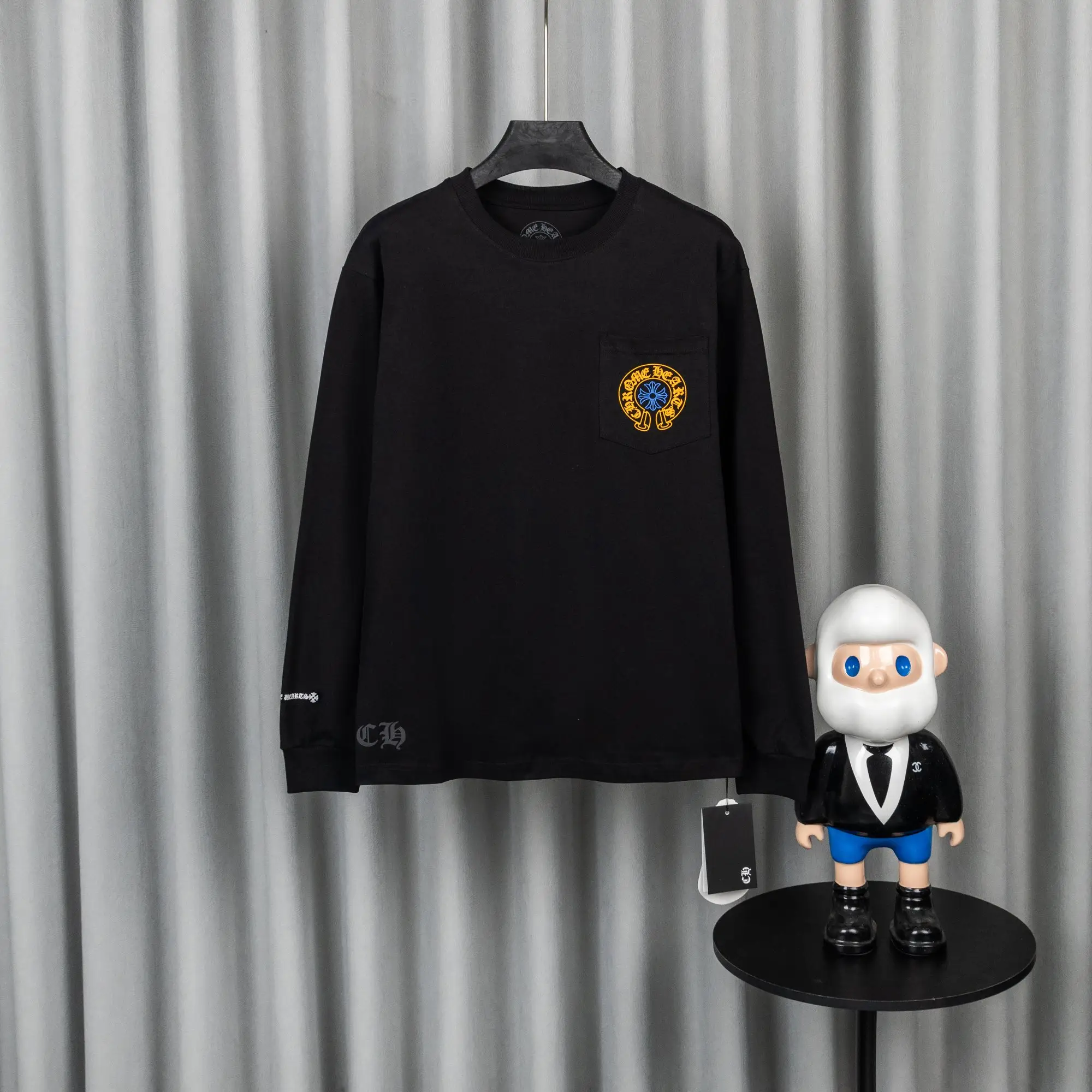 Logo-Embroidered Cotton Long-Sleeve T-Shirt D16021051