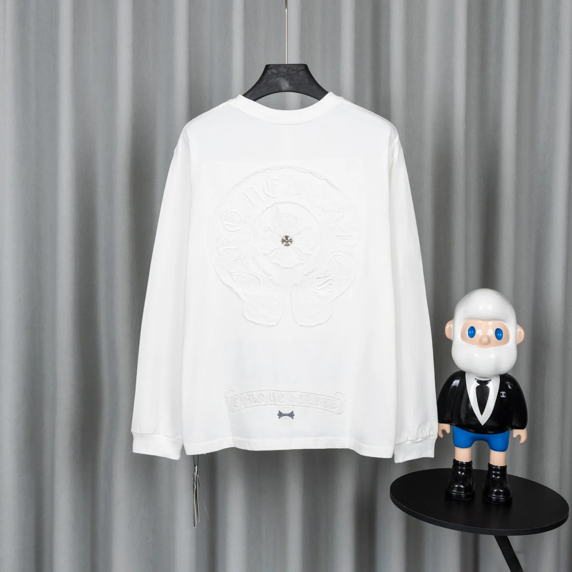 Logo-Embroidered Cotton Long-Sleeve T-Shirt D17021031 — view 2