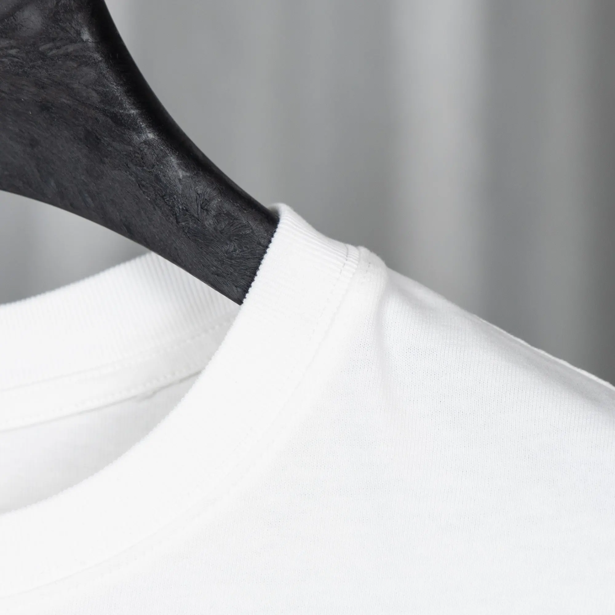 Logo-Embroidered Cotton Long-Sleeve T-Shirt D17021031 — view 6