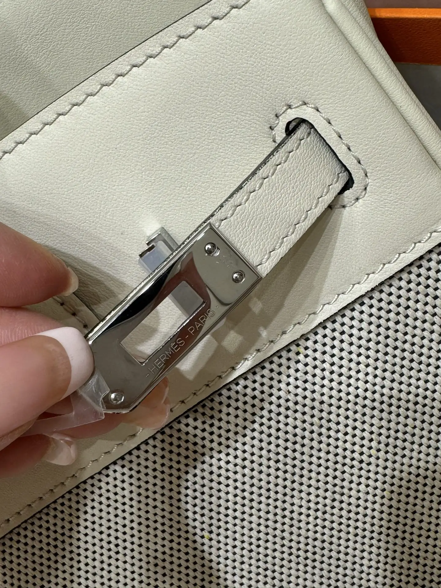 Birkin 25 Canvas & Leather Handbag D59018546 — view 17