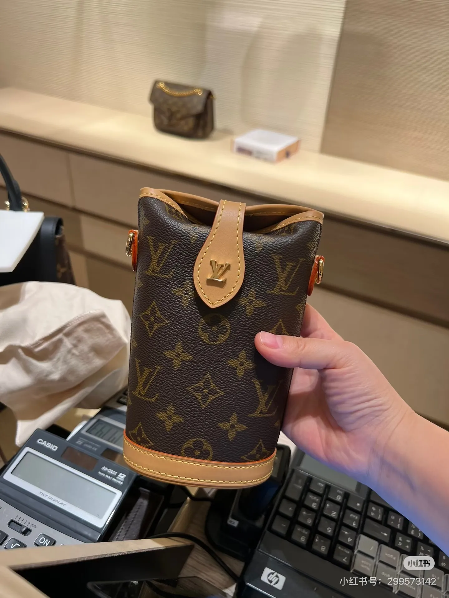 Nano Monogram Bucket Bag D26518226