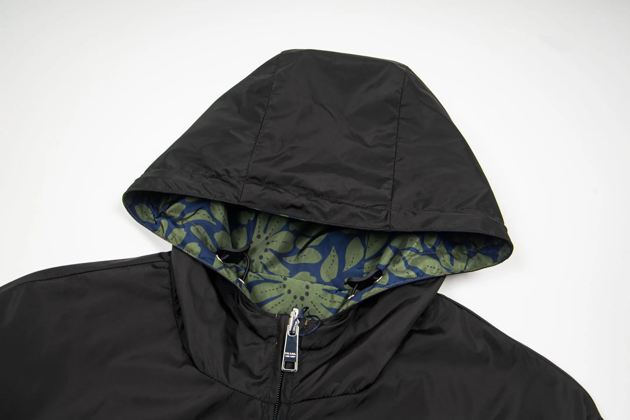 Reversible Floral-Print Re-Nylon Hooded Jacket D30522968 — view 3