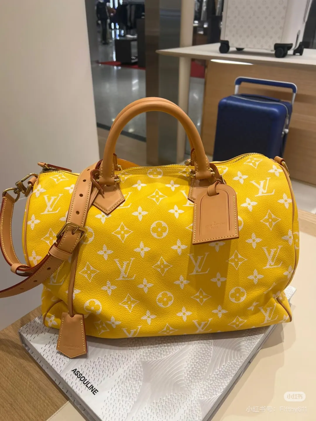 Speedy 30 Monogram Bandoulière Bag D44018460