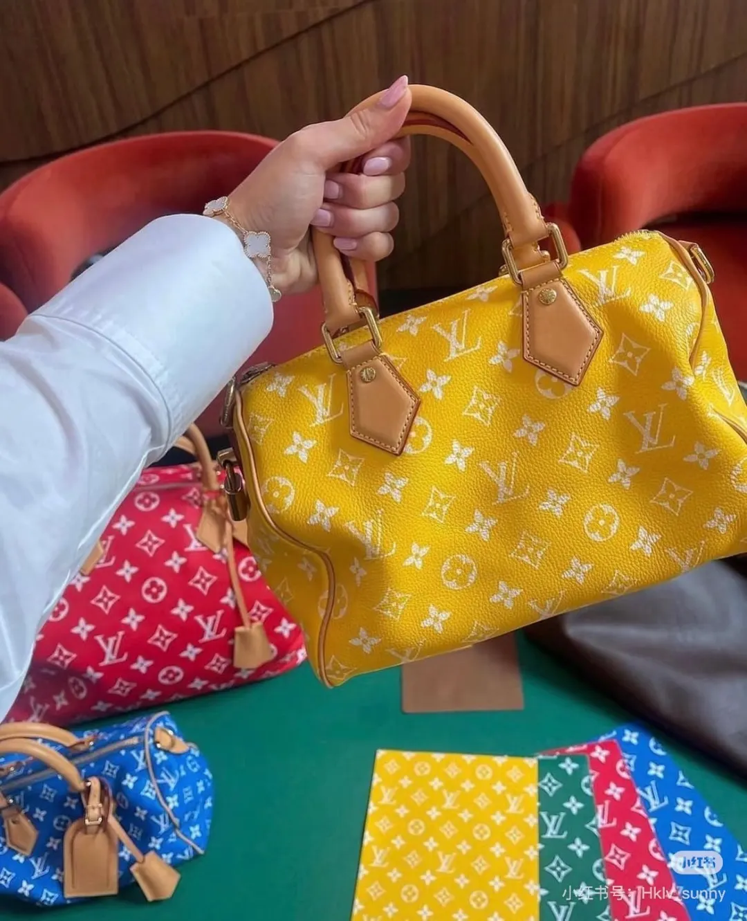 Speedy 30 Monogram Bandoulière Bag D44018460 — view 3