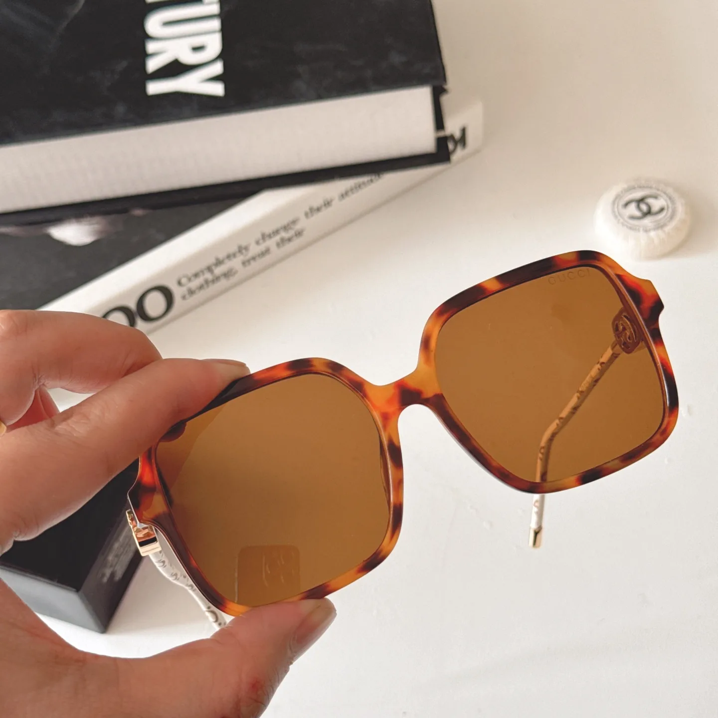 Gucci Leather-Trim Square-Frame Sunglasses D20017791 — view 7
