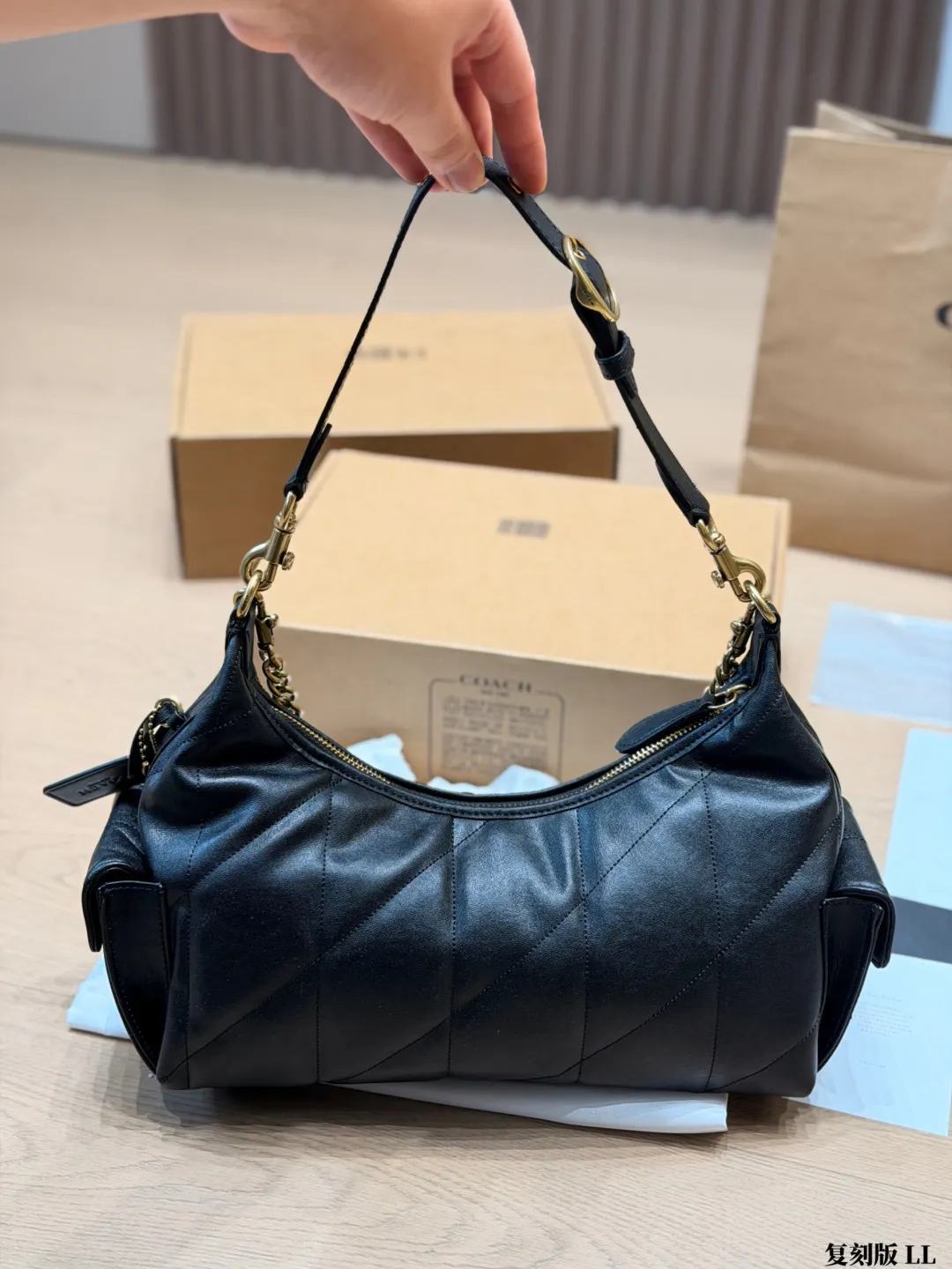 Coach Pocket Juliet 30 Quilted Shoulder Bag D36018123 — view 7