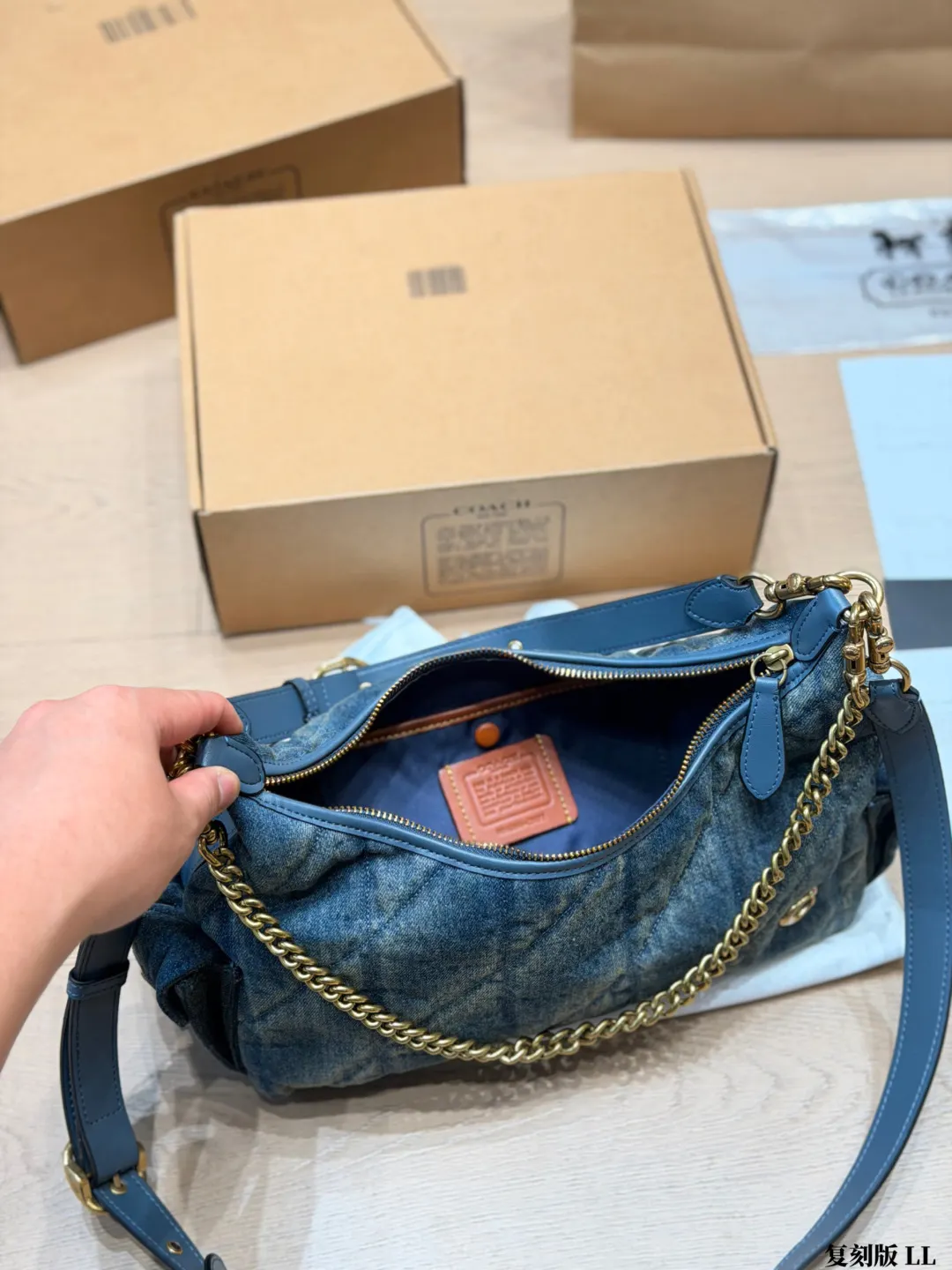 Coach Pocket Juliet 30 Quilted Shoulder Bag D36018123 — view 18