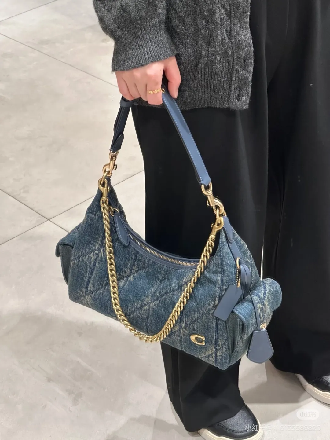 Juliet 30 Denim Shoulder Bag D36018124 — view 4