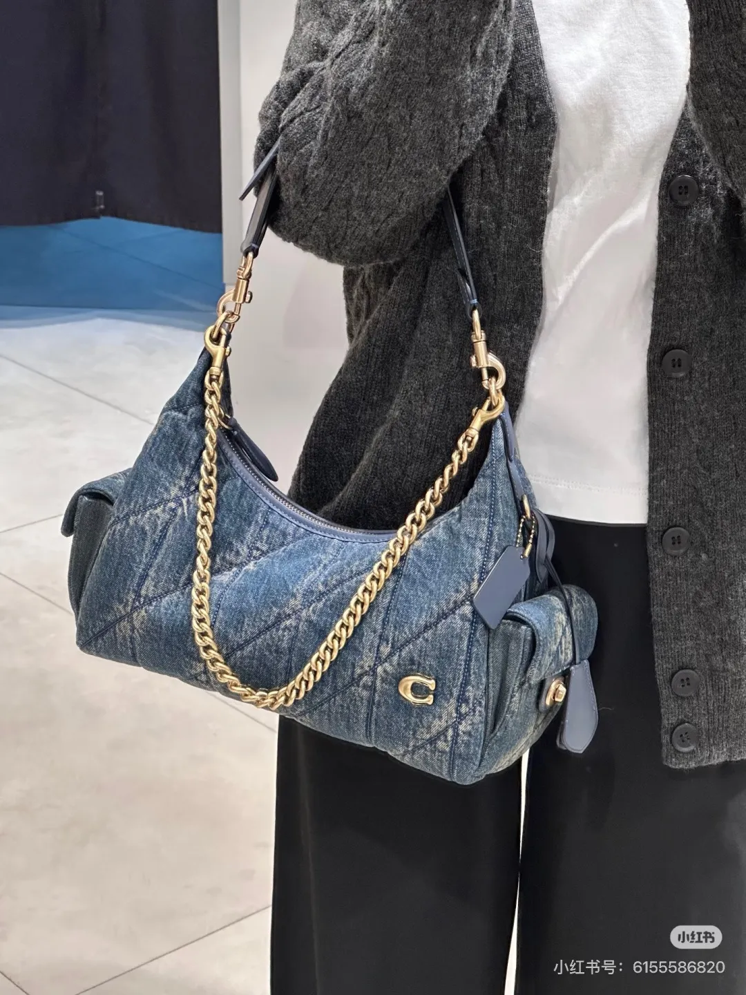 Juliet 30 Denim Shoulder Bag D36018124 — view 6