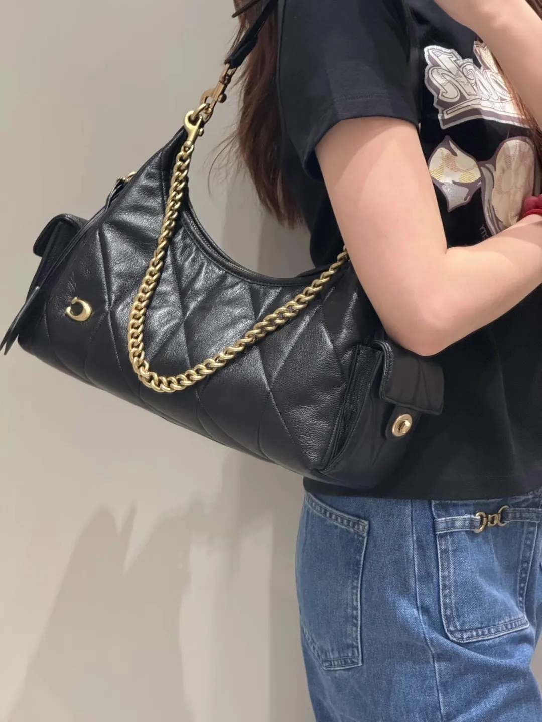 Coach Pocket Juliet 30 Quilted Shoulder Bag D36018122