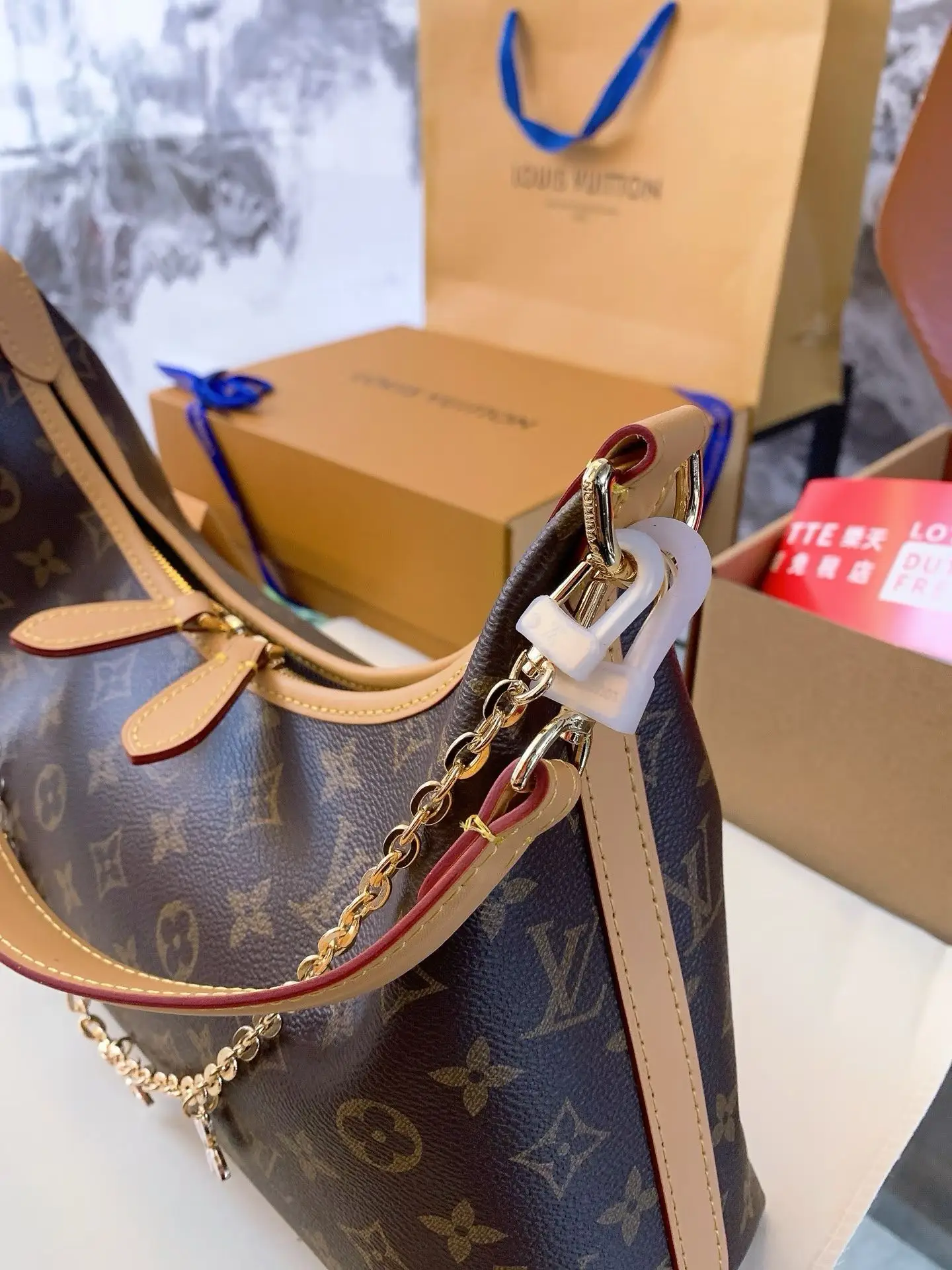 Monogram Hobo Shoulder Bag D33018044 — view 5