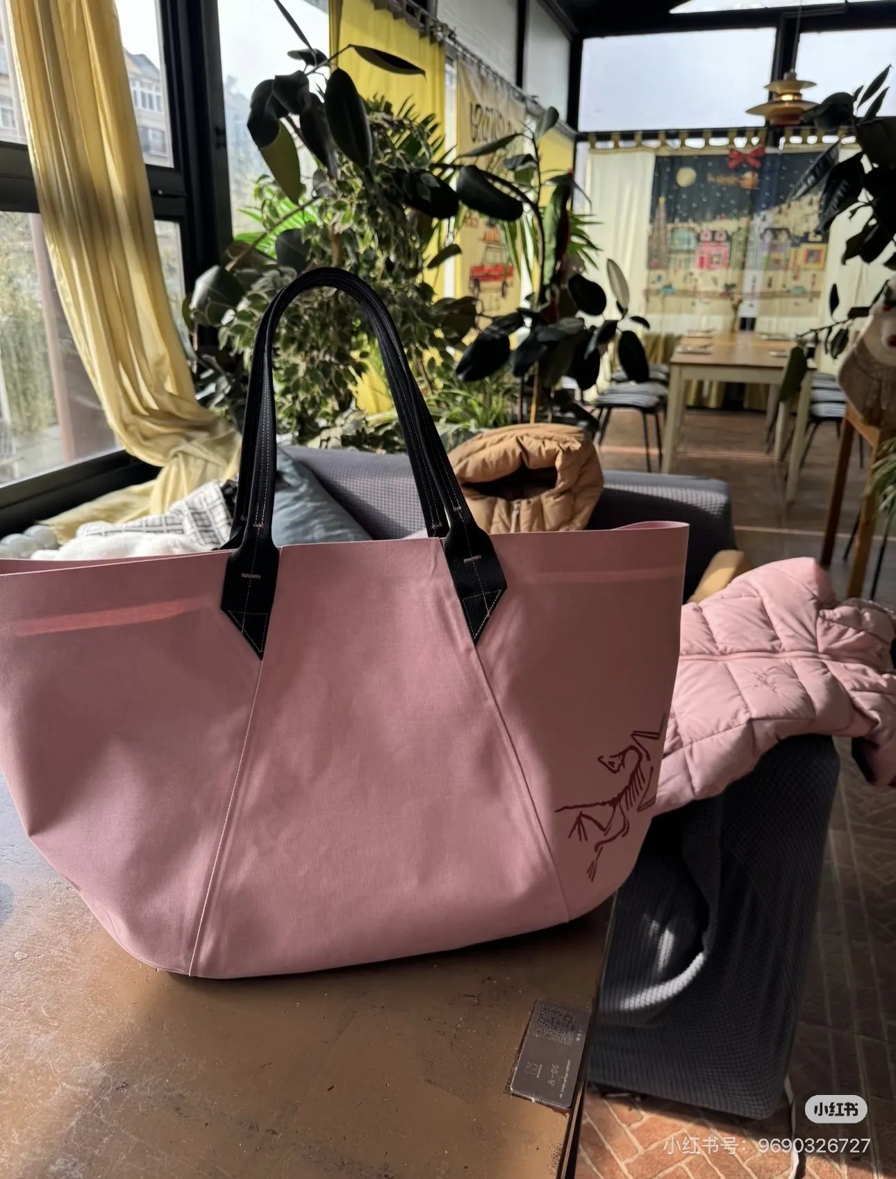 Arc'teryx Carrier 45 Tote Bag D36017865 — view 5