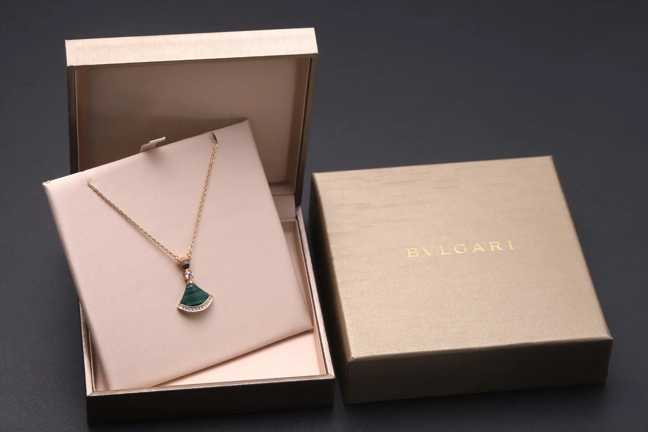 Diva's Dream Malachite Pendant Necklace (Gold-Plated Brass) D23517159 — view 2