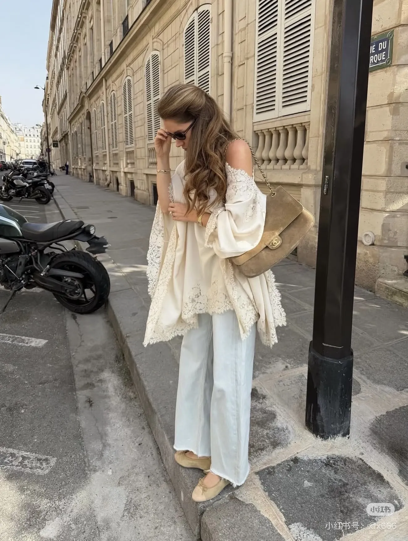 Suede Flap Shoulder Bag D49018565 — view 6