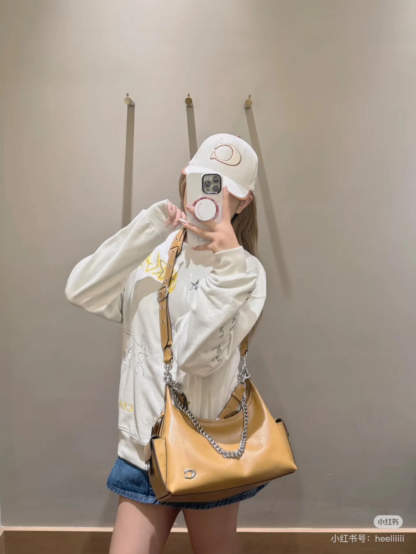 Coach Pocket Juliet Horn Bag D35517964 — view 6