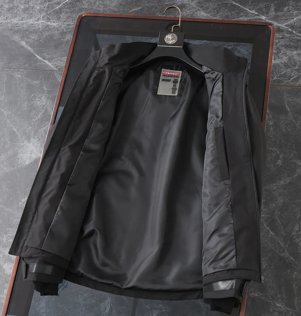 Logo-Patch Hooded Shell Jacket D25014744 — view 3